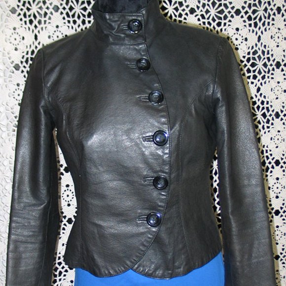 le chateau Jackets & Blazers - Le Chateau dark brown leather jacket.(L0010)